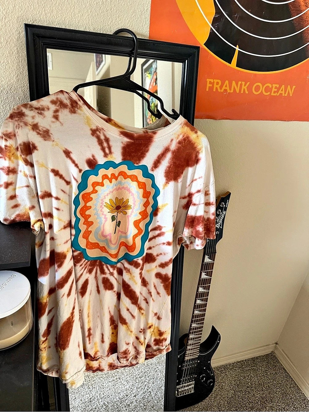 Tie-Dye Short Sleeve Tee in White & Brown Like New